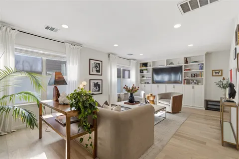 $425,000 | 7400 South Glenn Street, Austin, TX 78744