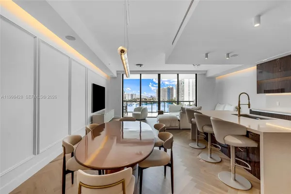 $1,699,000 | 3300 Northeast 188th Street, Unit 812, Aventura, FL 33180