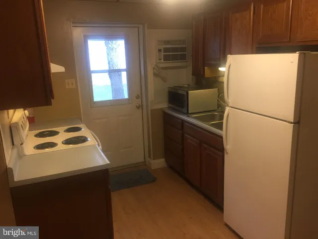 $695 | 14 North Walnut Street, Unit C, Mechanicsburg, PA 17055