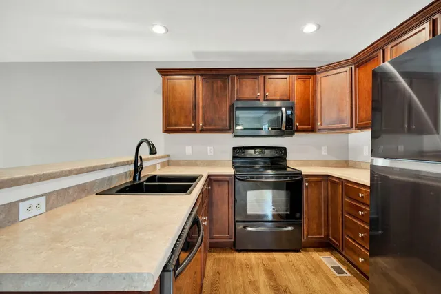 $279,000 | 2022 Short Leaf Lane, Soddy Daisy, TN 37379