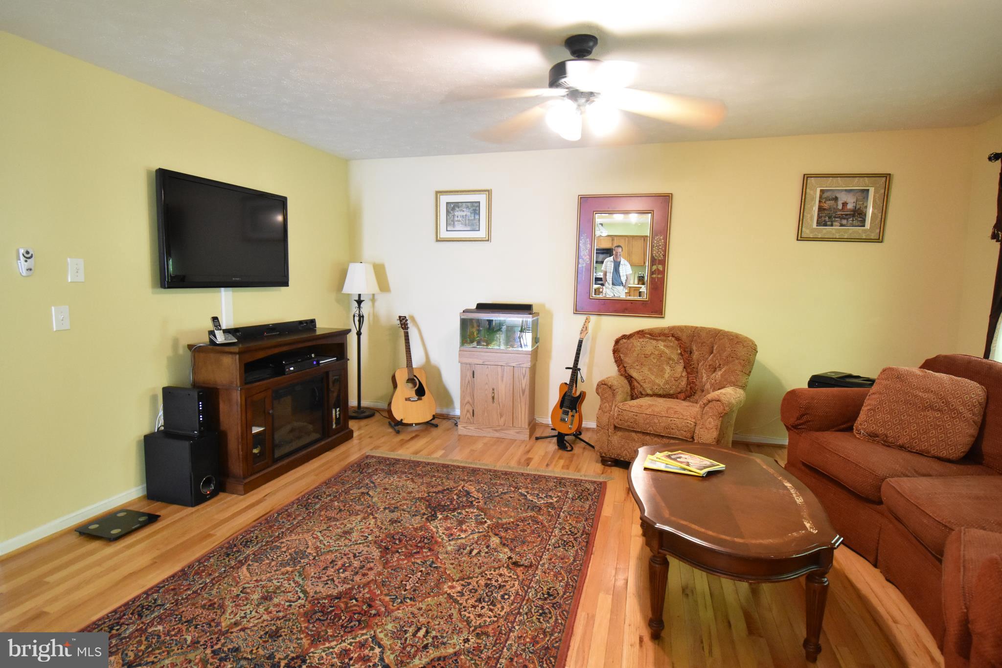1013 Mariner Road Joppa, MD 21085 - Photo 9 of 29 Family Room