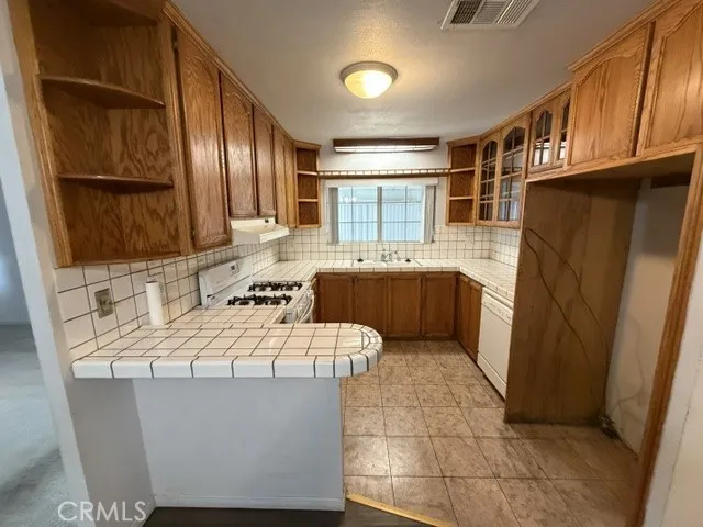 10001 West Frontage Road, Unit 238 South Gate, CA 90280 - Photo 4 of 11