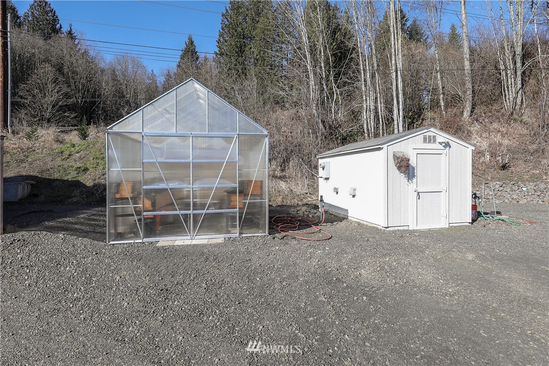 105 Cook Ferry Road Castle Rock, WA 98611 - Photo 22 of 24 Gallery Image 22