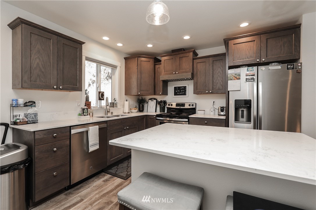 105 Cook Ferry Road Castle Rock, WA 98611 - Photo 9 of 24 Gallery Image 9