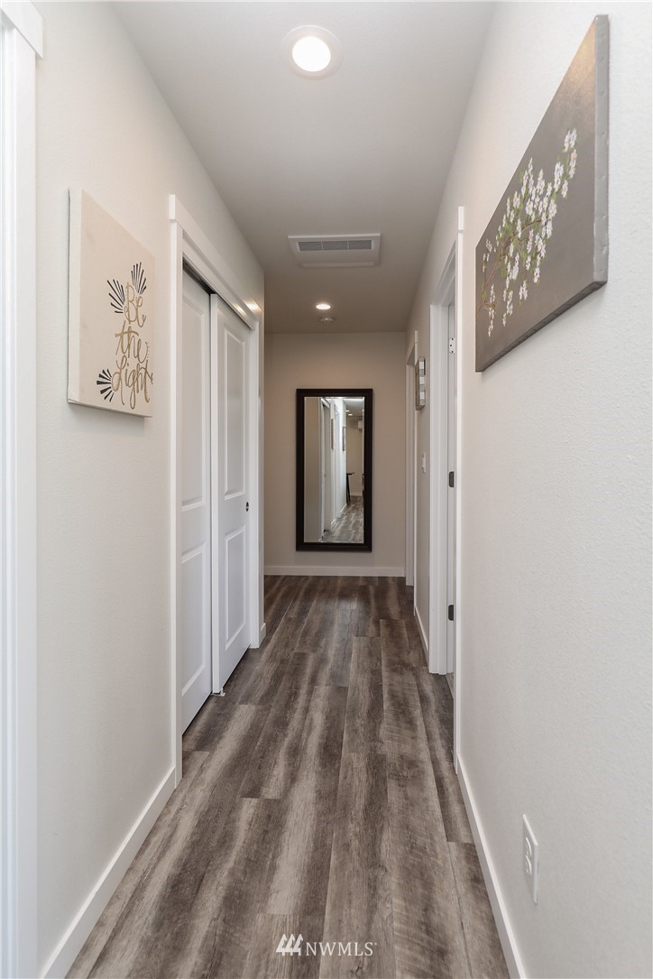 105 Cook Ferry Road Castle Rock, WA 98611 - Photo 10 of 24 Gallery Image 10