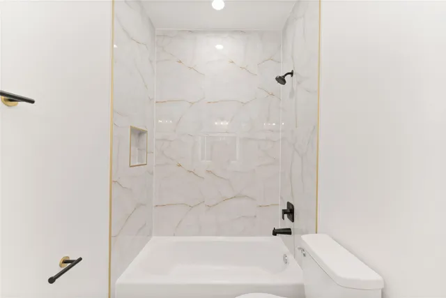 $1,750 | 113 Gans Street, Unit B, Houston, TX 77029