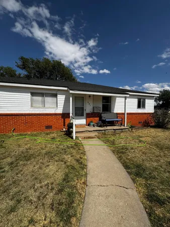 $179,000 | 500 9th Avenue, Canyon, TX 79015