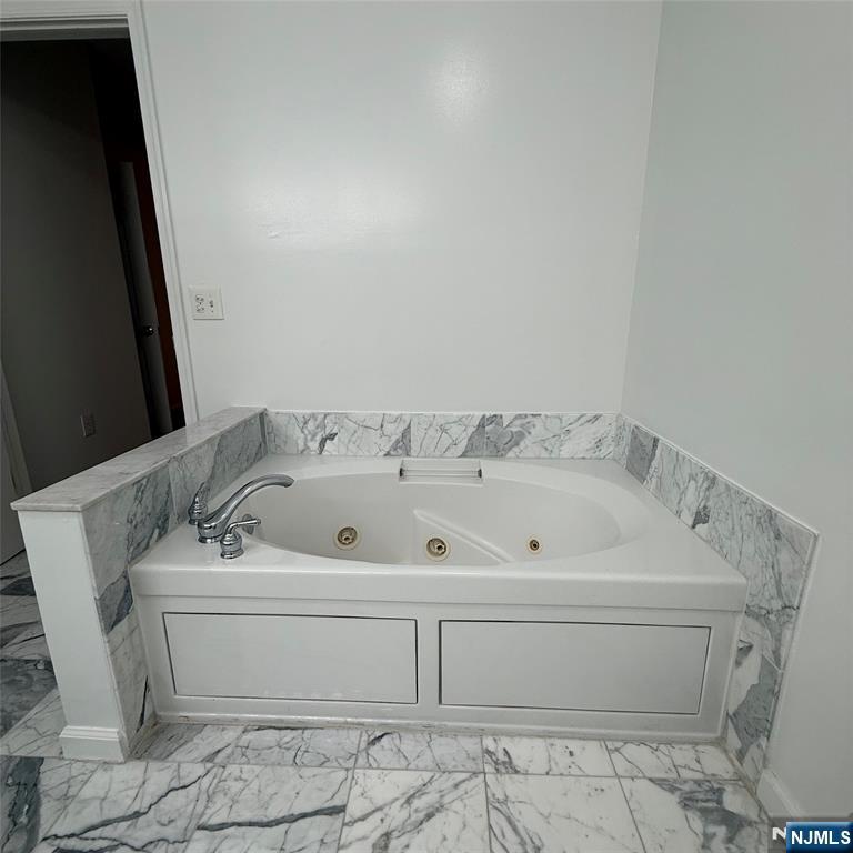 120 The Promenade, Unit 120 Edgewater, NJ 07020 - Photo 11 of 14