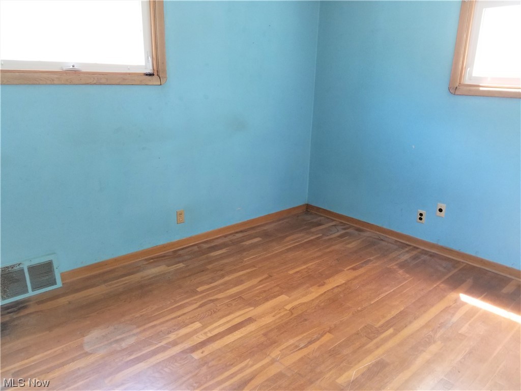 17207 Martha Road Cleveland, OH 44135 - Photo 7 of 28 Bedroom