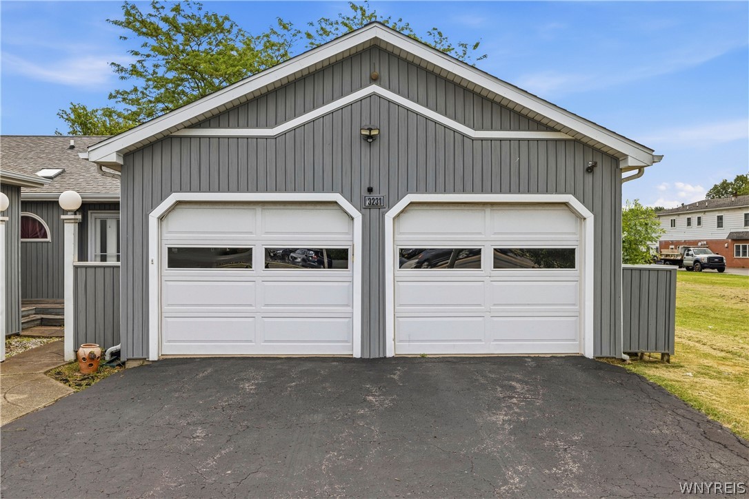 3231-3233 Military Road Niagara, NY 14304 - Photo 4 of 37
