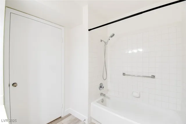 $1,550 | 1908 High Valley Court, Unit 105, Las Vegas, NV 89128