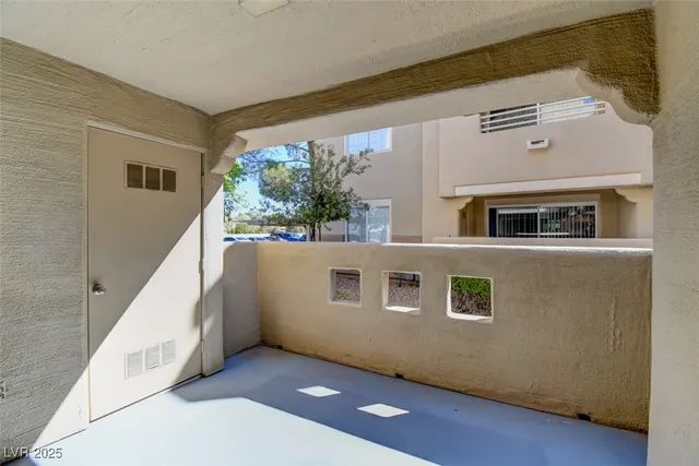 $1,550 | 1908 High Valley Court, Unit 105, Las Vegas, NV 89128