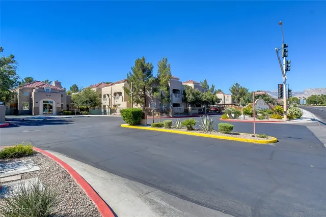 $1,550 | 1908 High Valley Court, Unit 105, Las Vegas, NV 89128