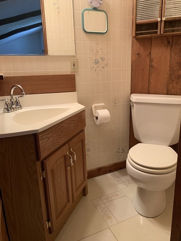 63 King Philip Road Norton, MA 02766 - Photo 16 of 24 Gallery Image 16