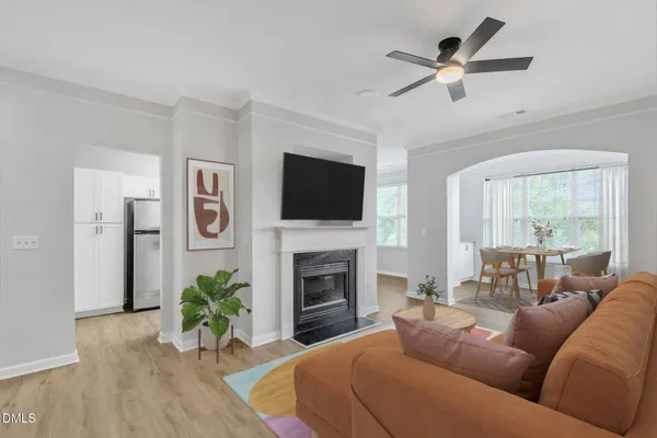 $1,847 | 100 Village Crossing Drive, Unit 2BR, Chapel Hill, NC 27517