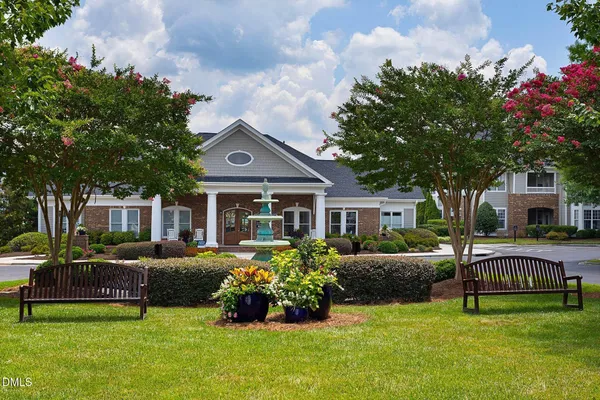 $1,847 | 100 Village Crossing Drive, Unit 2BR, Chapel Hill, NC 27517