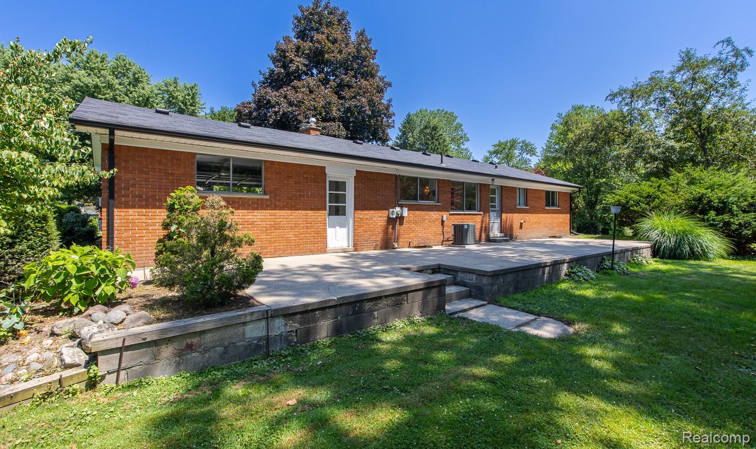 3161 Woodcrest Road Rochester, MI 48309 - Photo 62 of 65 3161 Woodcrest Rd-59.jpg