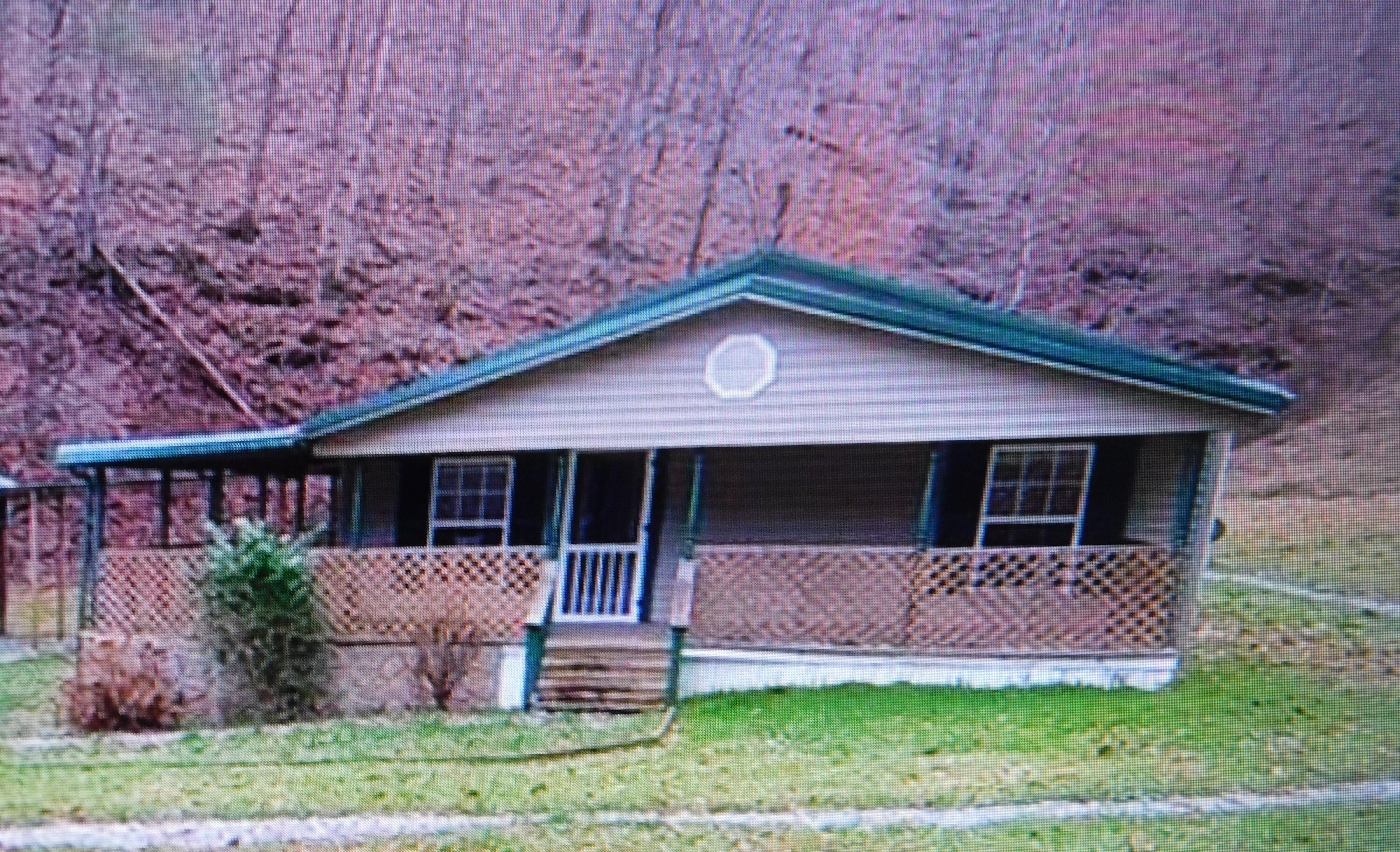 112 Carter Brock Road Pineville, KY 40977 - Photo 1 of 12 carter brock front 2
