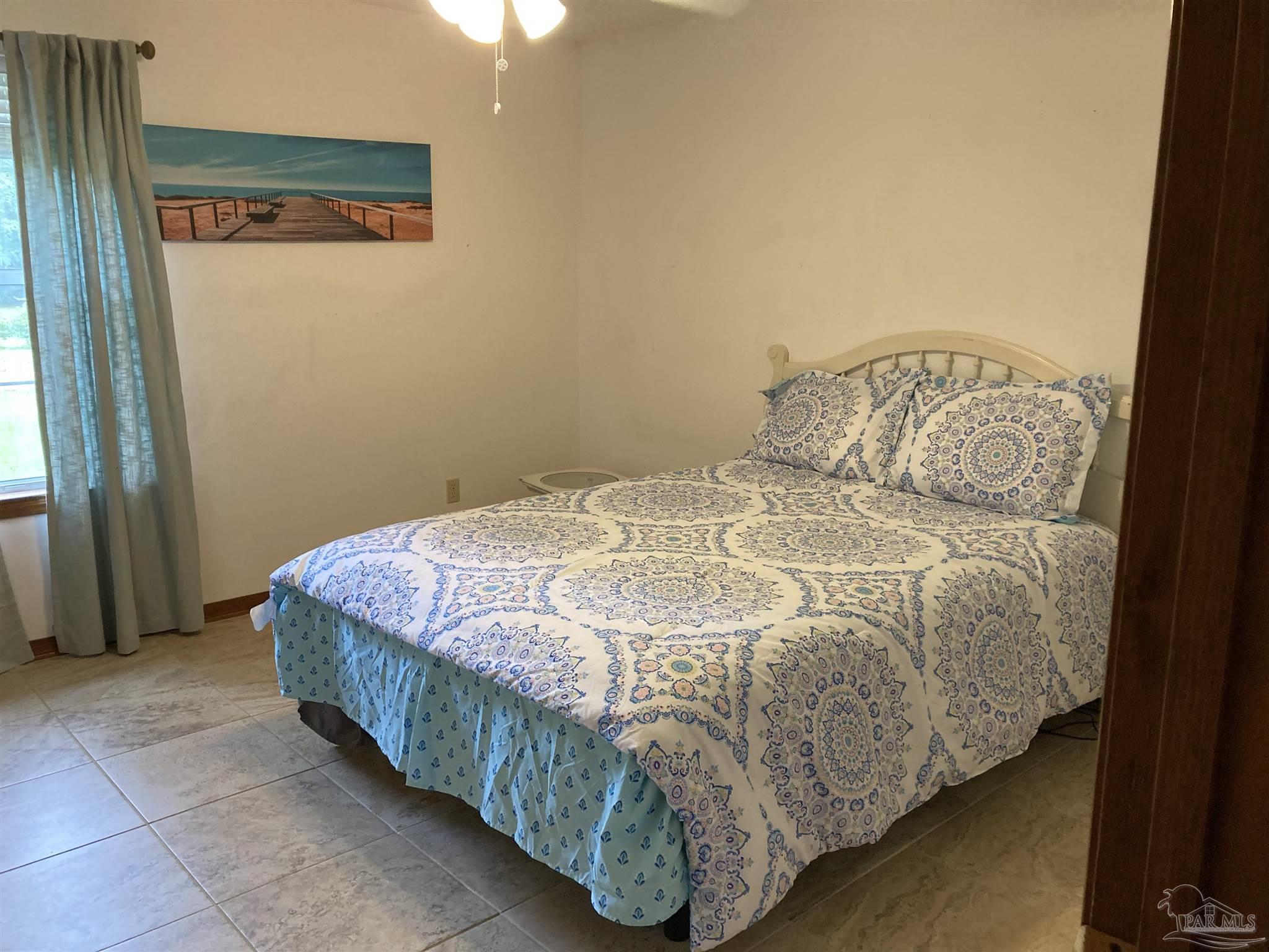 5449 Pine Barron Road Milton, FL 32570 - Photo 13 of 17 Gallery Image 13