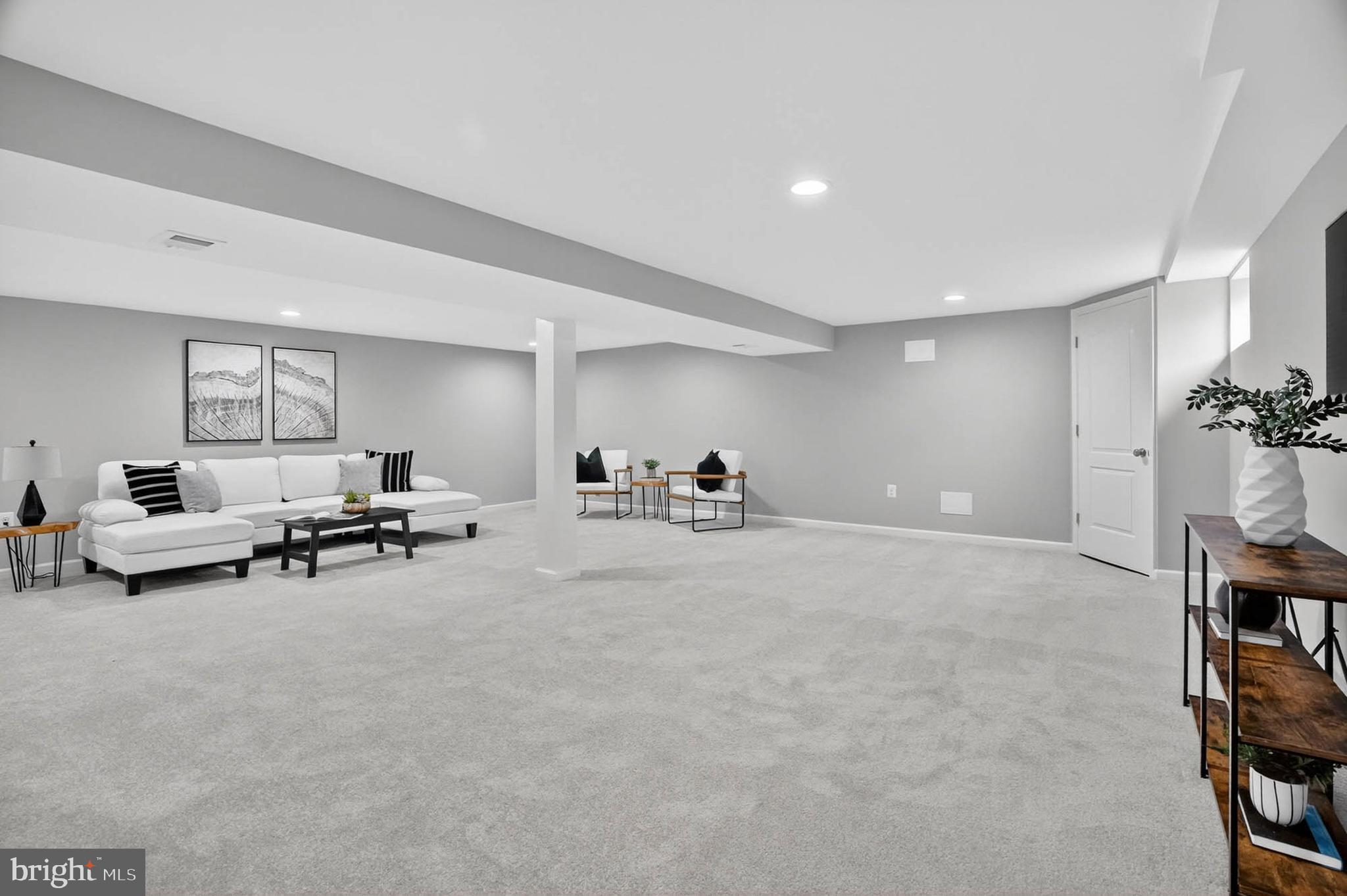 1920 Drummond Road Catonsville, MD 21228 - Photo 23 of 45 a living room with furniture and a couch