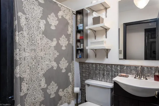 $1,795 | 801 West McGee Street, Unit 25, Greensboro, NC 27401