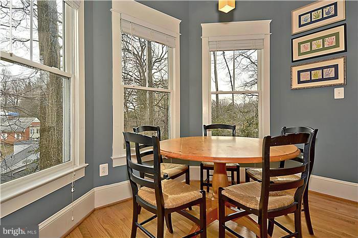126 Hamilton Avenue Silver Spring, MD 20901 - Photo 11 of 28 Kitchen