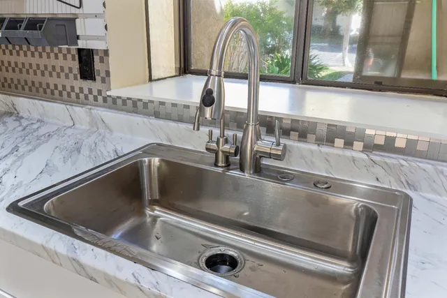 a close view of sink