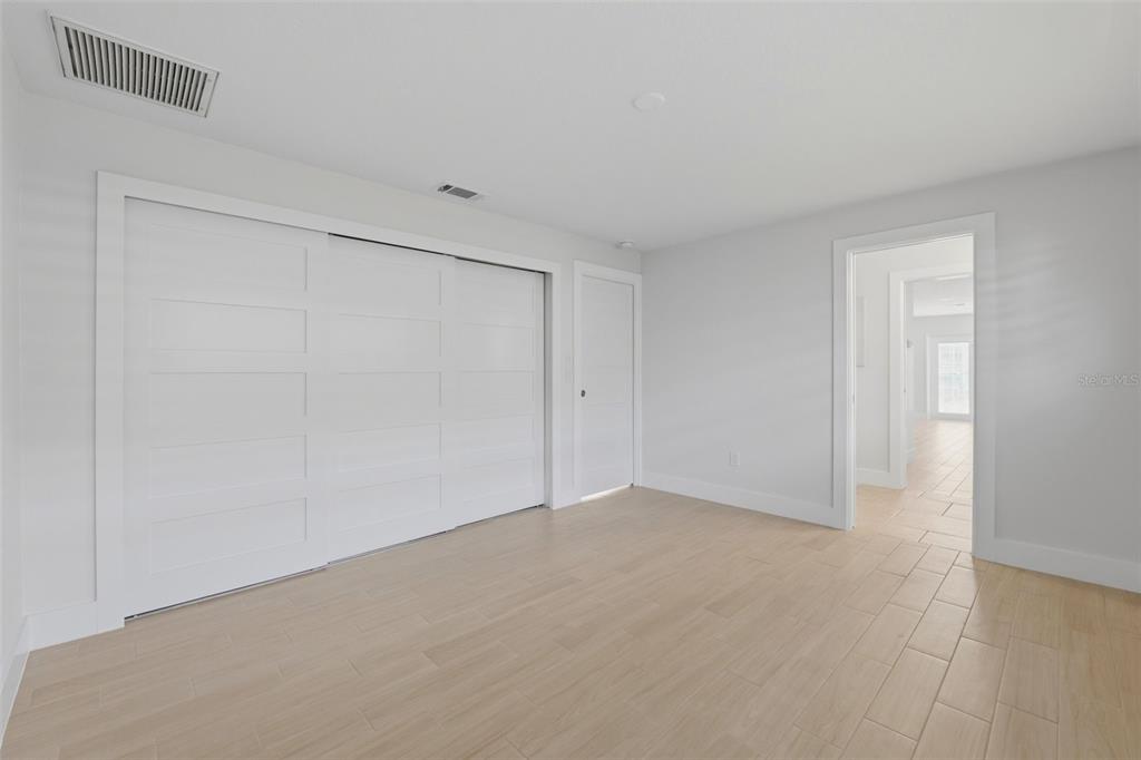 2080 Hawaii Avenue Northeast St. Petersburg, FL 33703 - Photo 33 of 58