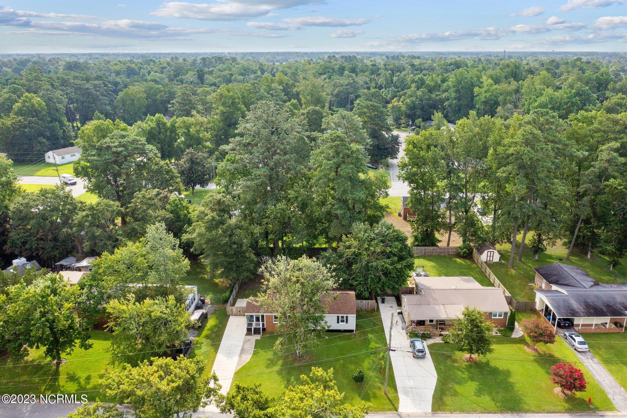 414 Cheyenne Road Jacksonville, NC 28540 - Photo 41 of 49 6-web-or-mls-DJI_0984