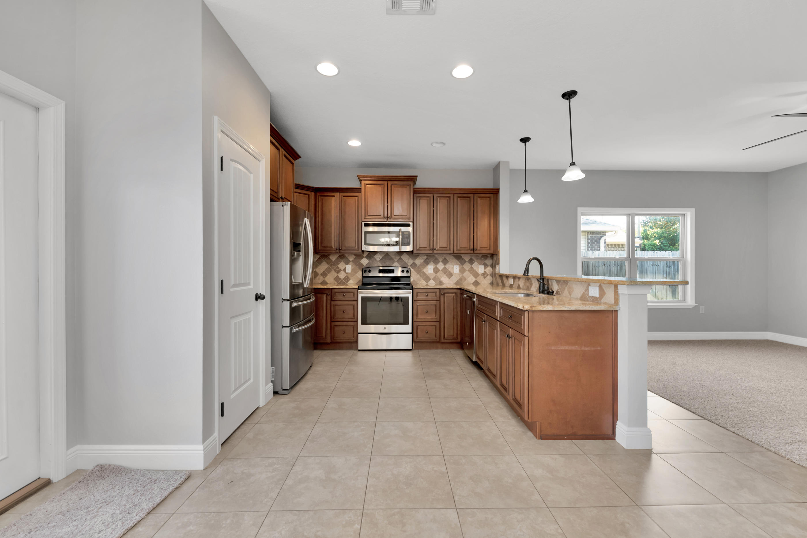 36 Snook Road Mary Esther, FL 32569 - Photo 3 of 19 Gallery Image 3