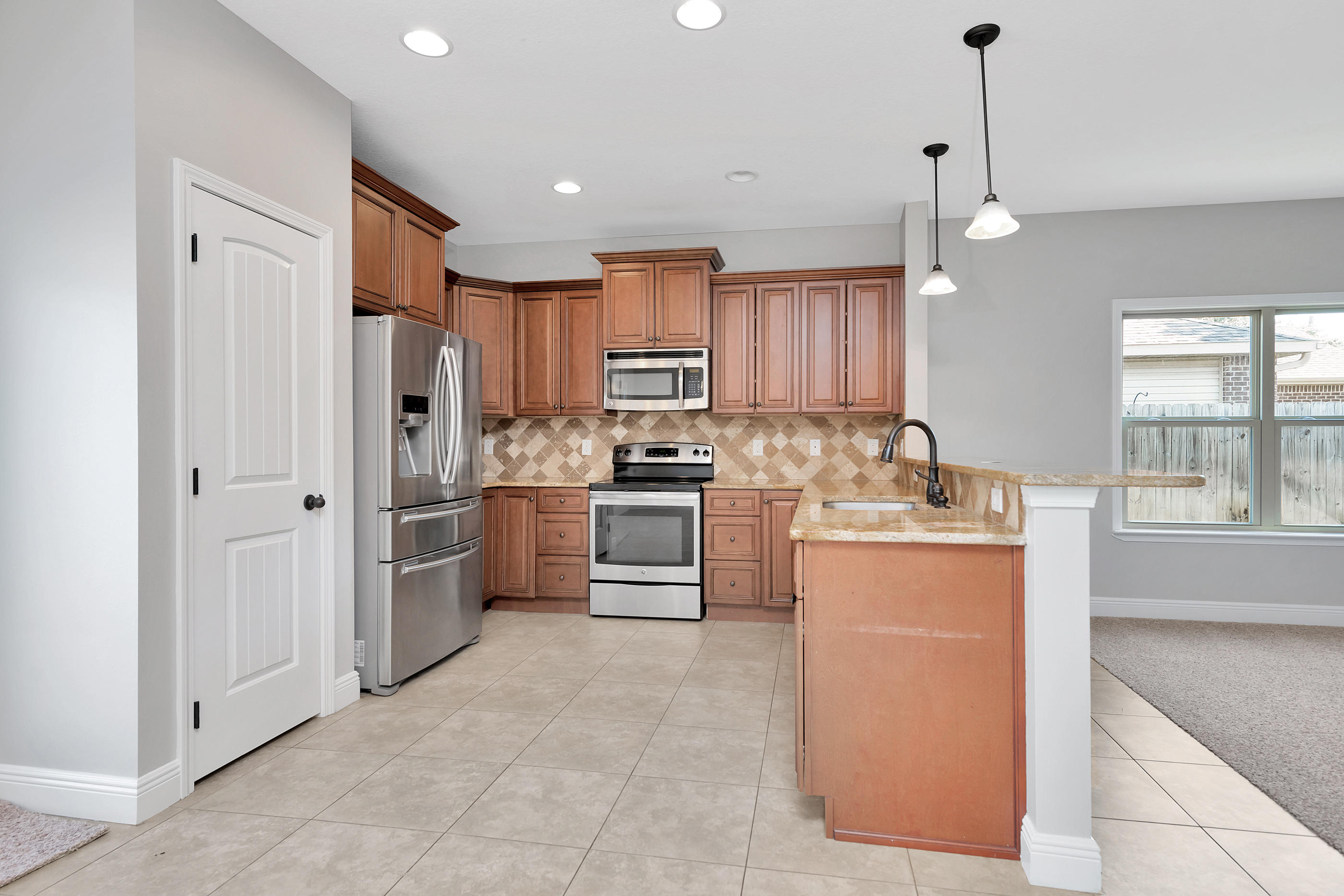 36 Snook Road Mary Esther, FL 32569 - Photo 4 of 19 Gallery Image 4