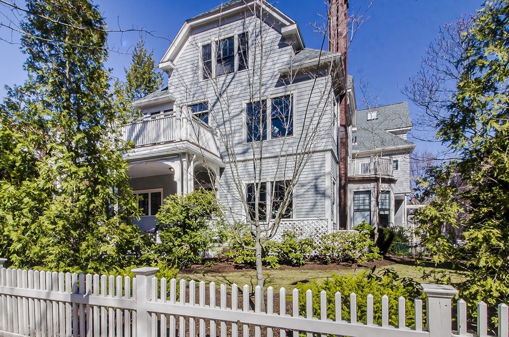 11 Chauncy Street, Unit A Cambridge, MA 02138 - Photo 1 of 31