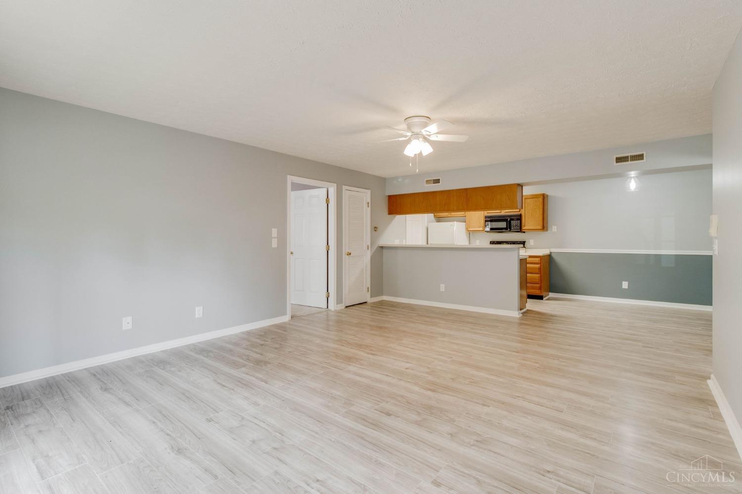 5757 Cheviot Road, Unit 1A Cincinnati, OH 45247 - Photo 6 of 30