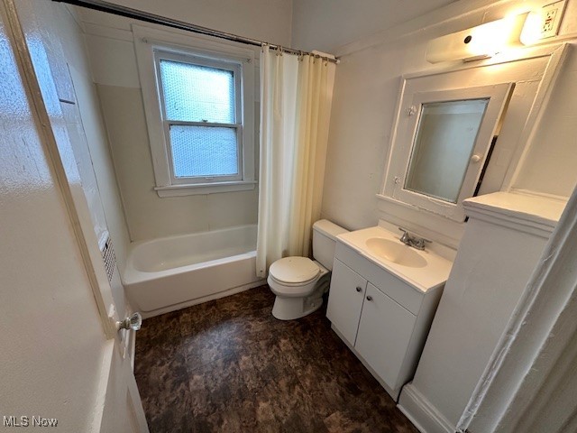 1612 Hillcrest Road Cleveland, OH 44118 - Photo 23 of 29 Full bathroom featuring vanity, toilet, and shower / bath combination with curtain