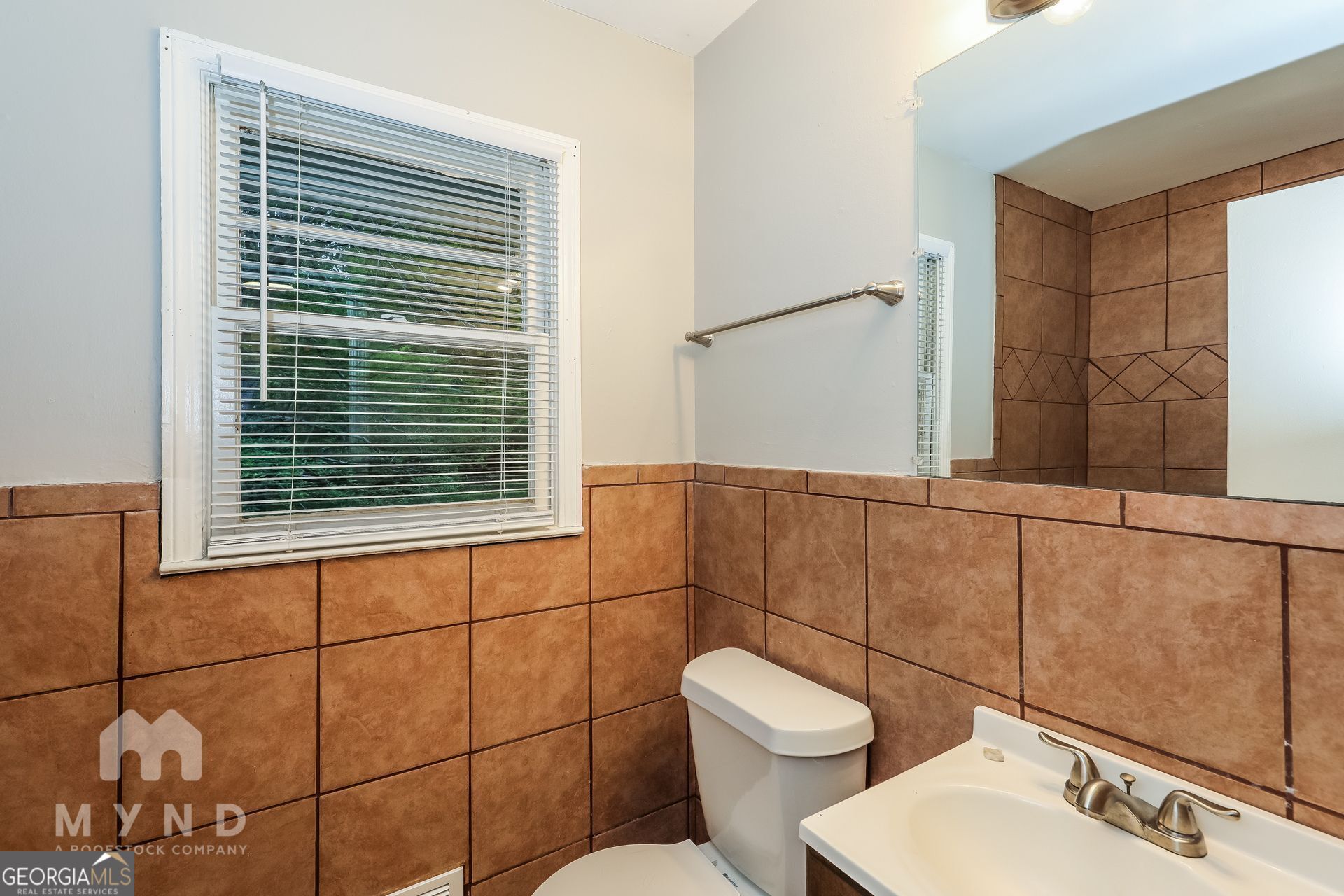2644 Butner Road Atlanta, GA 30331 - Photo 17 of 21 a bathroom with a toilet and a sink