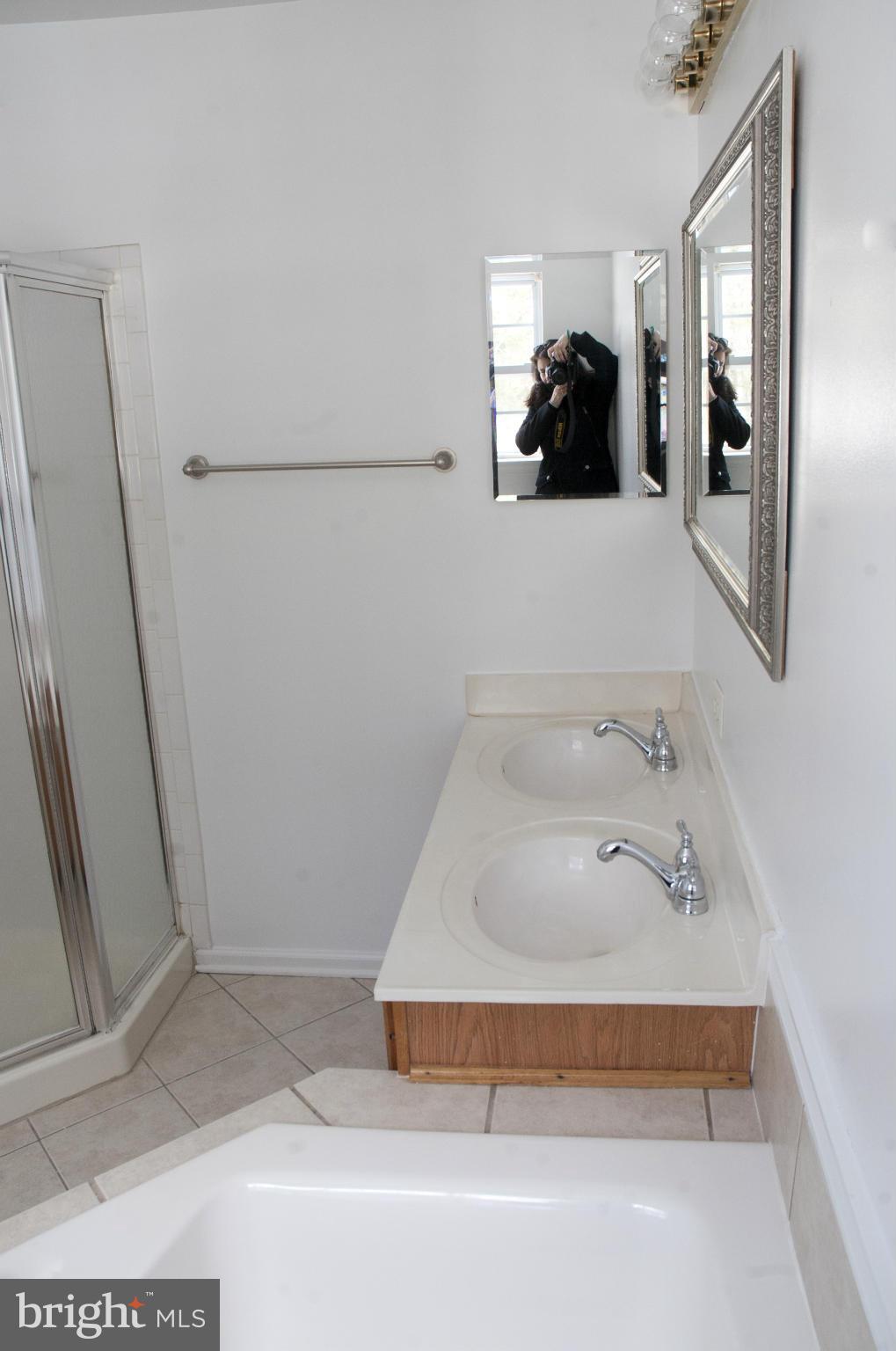 6111 Pine Ridge Terrace Frederick, MD 21701 - Photo 15 of 18 Bath (Master)