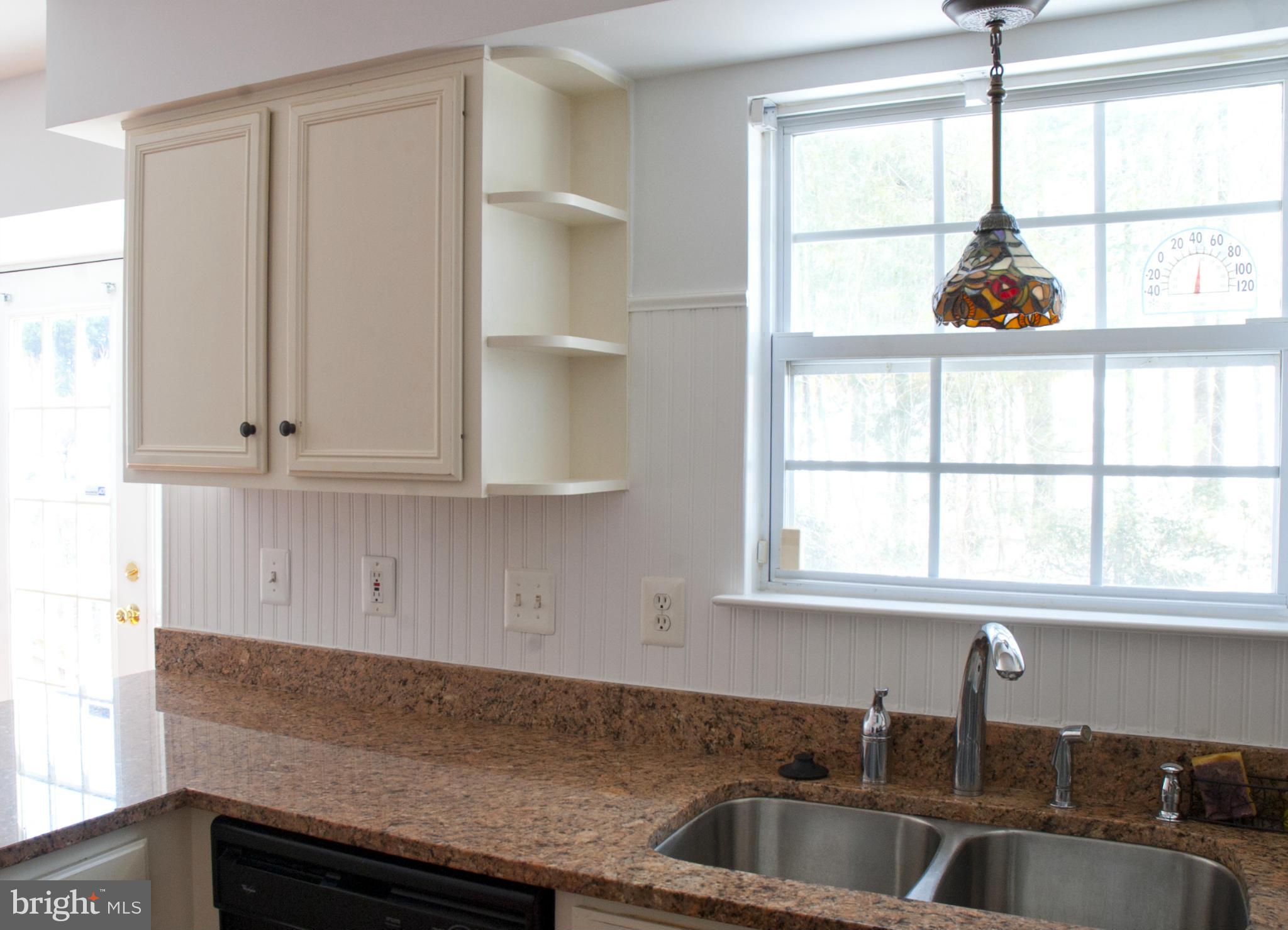 6111 Pine Ridge Terrace Frederick, MD 21701 - Photo 8 of 18 Kitchen