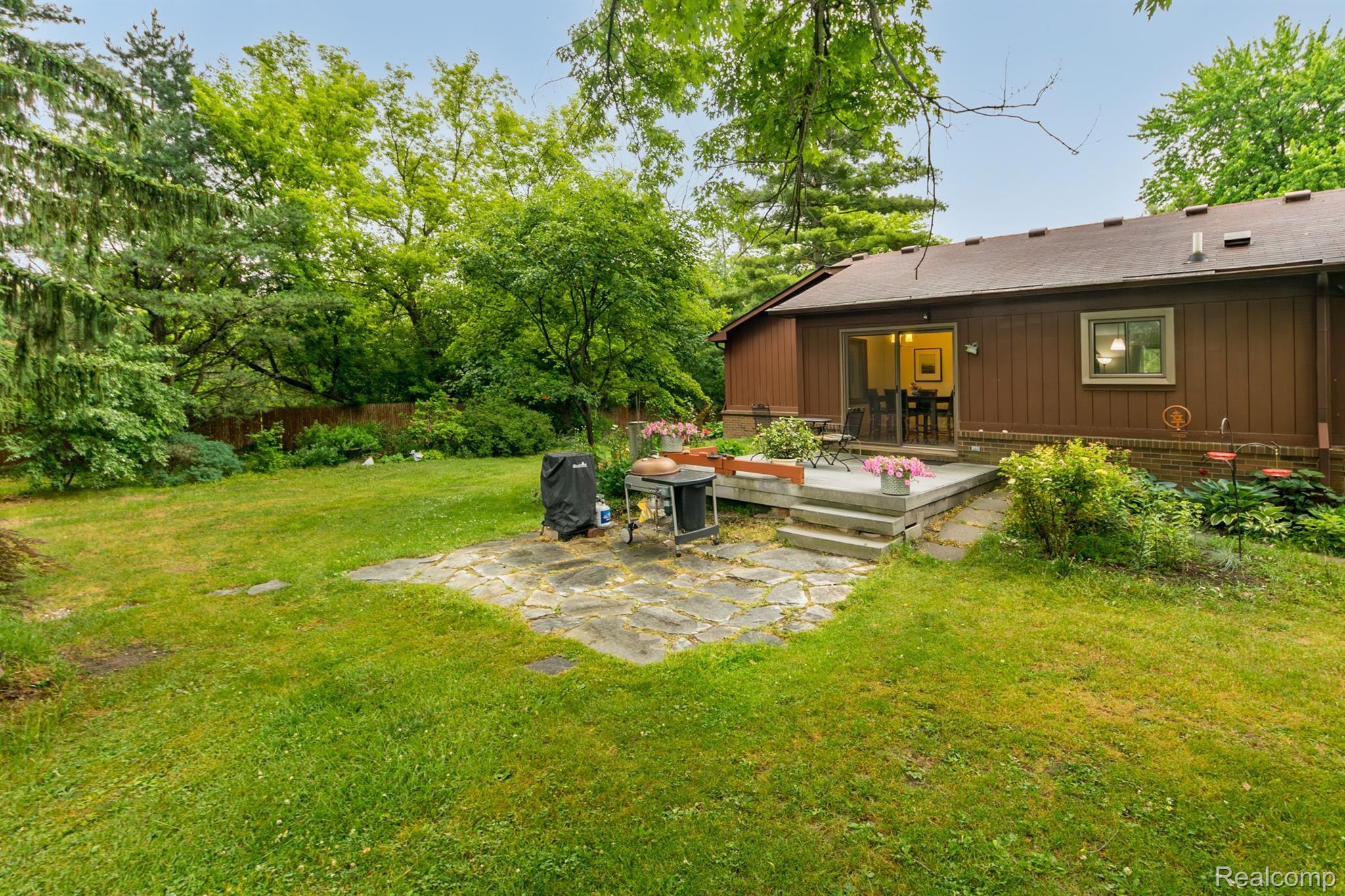 46210 West 11 Mile Road Novi, MI 48374 - Photo 42 of 97 Gallery Image 42