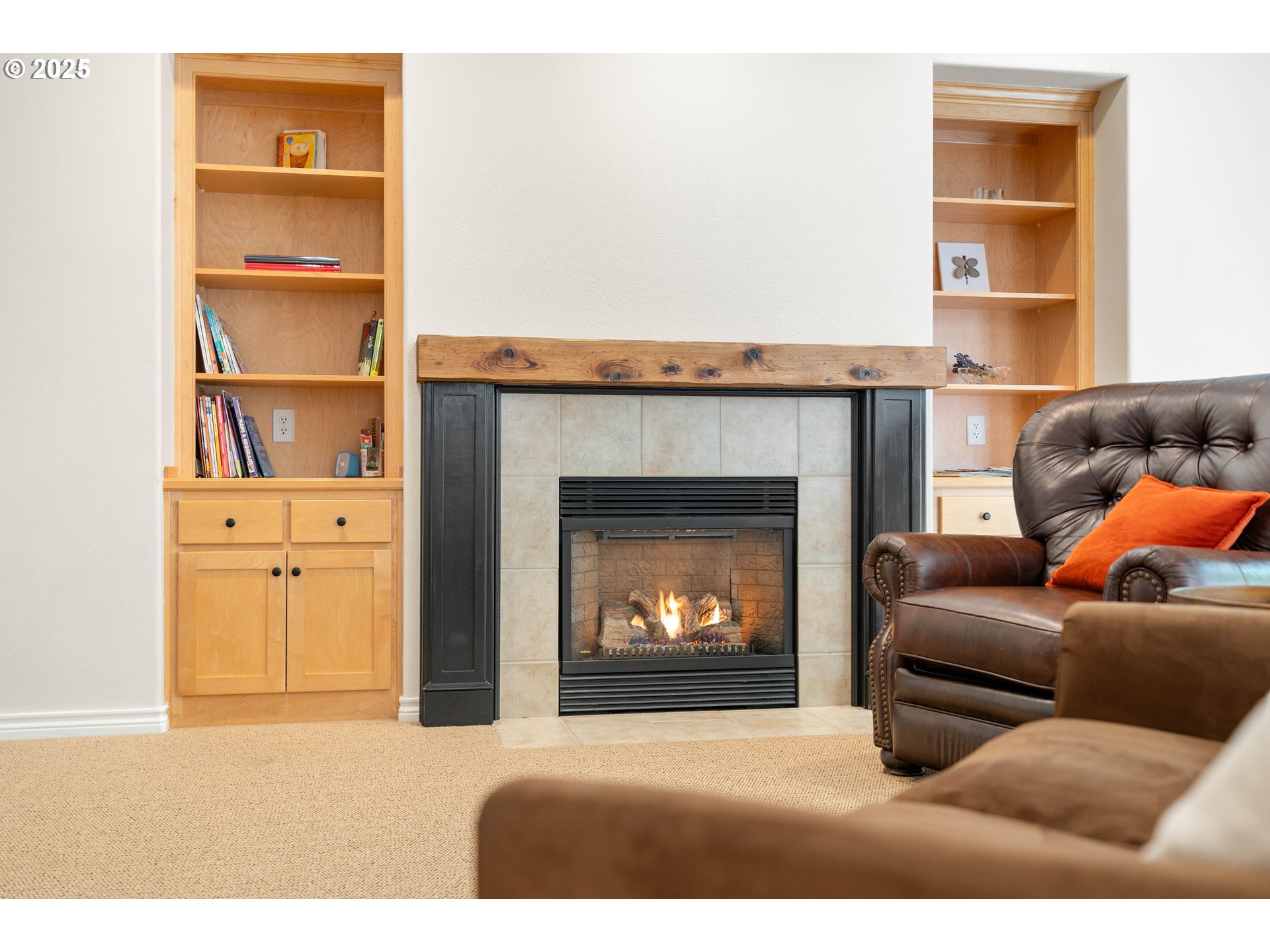 4014 Southwest 96th Avenue Portland, OR 97225 - Photo 14 of 48 a living room with furniture and a fireplace