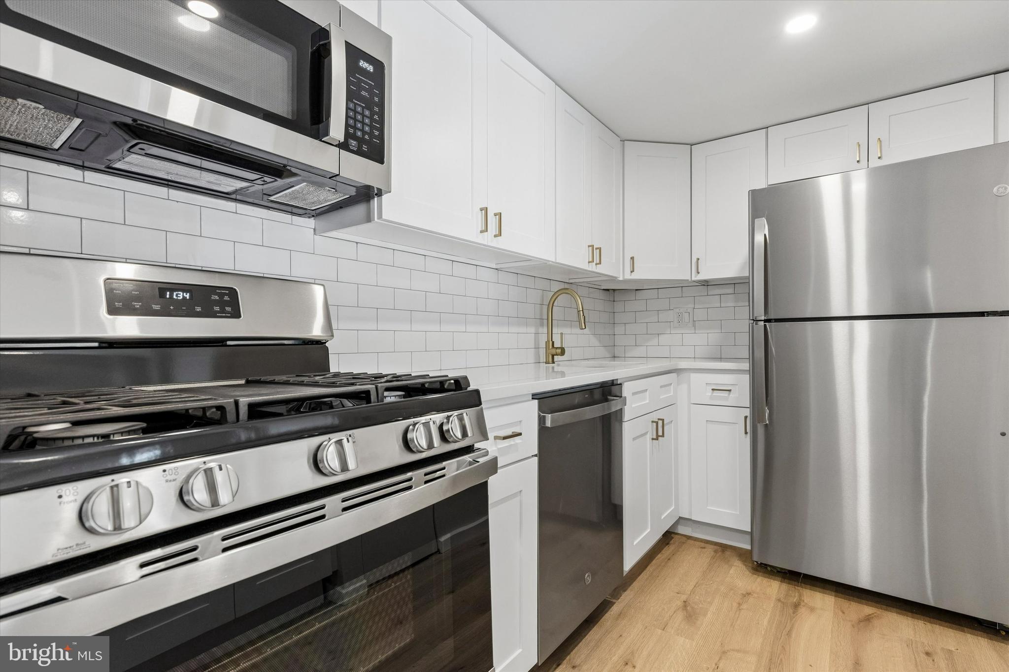 78 Old Forge Crossing, Unit 78 Devon, PA 19333 - Photo 8 of 15 Kitchen