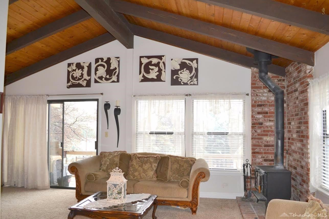 25905 Bear Valley Road Tehachapi, CA 93561 - Photo 3 of 23 Gallery Image 3
