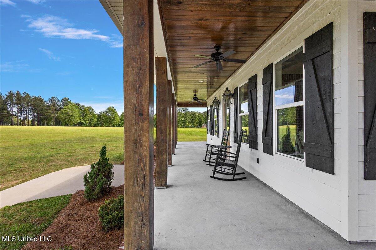 1254 Wade Patrick Road Brandon, MS 39042 - Photo 4 of 66 04-3HTP5664