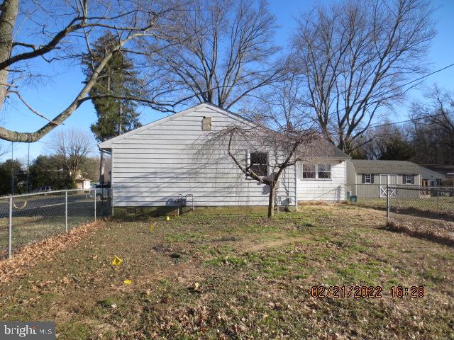11 Michigan Road Pennsville, NJ 08070 - Photo 3 of 23
