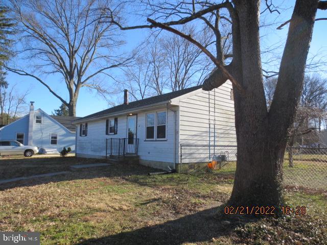 11 Michigan Road Pennsville, NJ 08070 - Photo 4 of 23