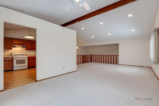 $409,900 | 4481 Country Trail, Gurnee, IL 60031