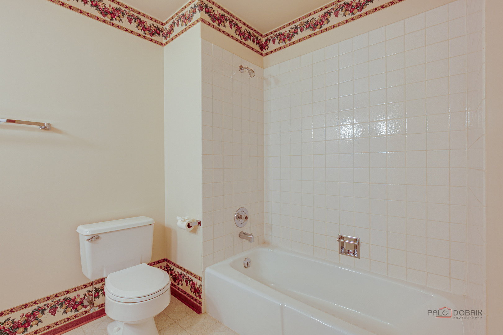 4481 Country Trail Gurnee, IL 60031 - Photo 16 of 42 a white toilet sitting next to a bath tub