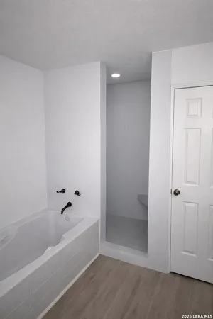 $1,975 | 507 West 5th Street, Converse, TX 78109