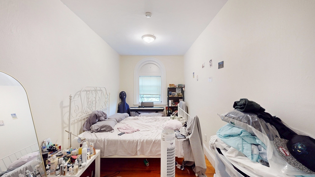 1071 Beacon Street, Unit 7 Brookline, MA 02446 - Photo 5 of 11