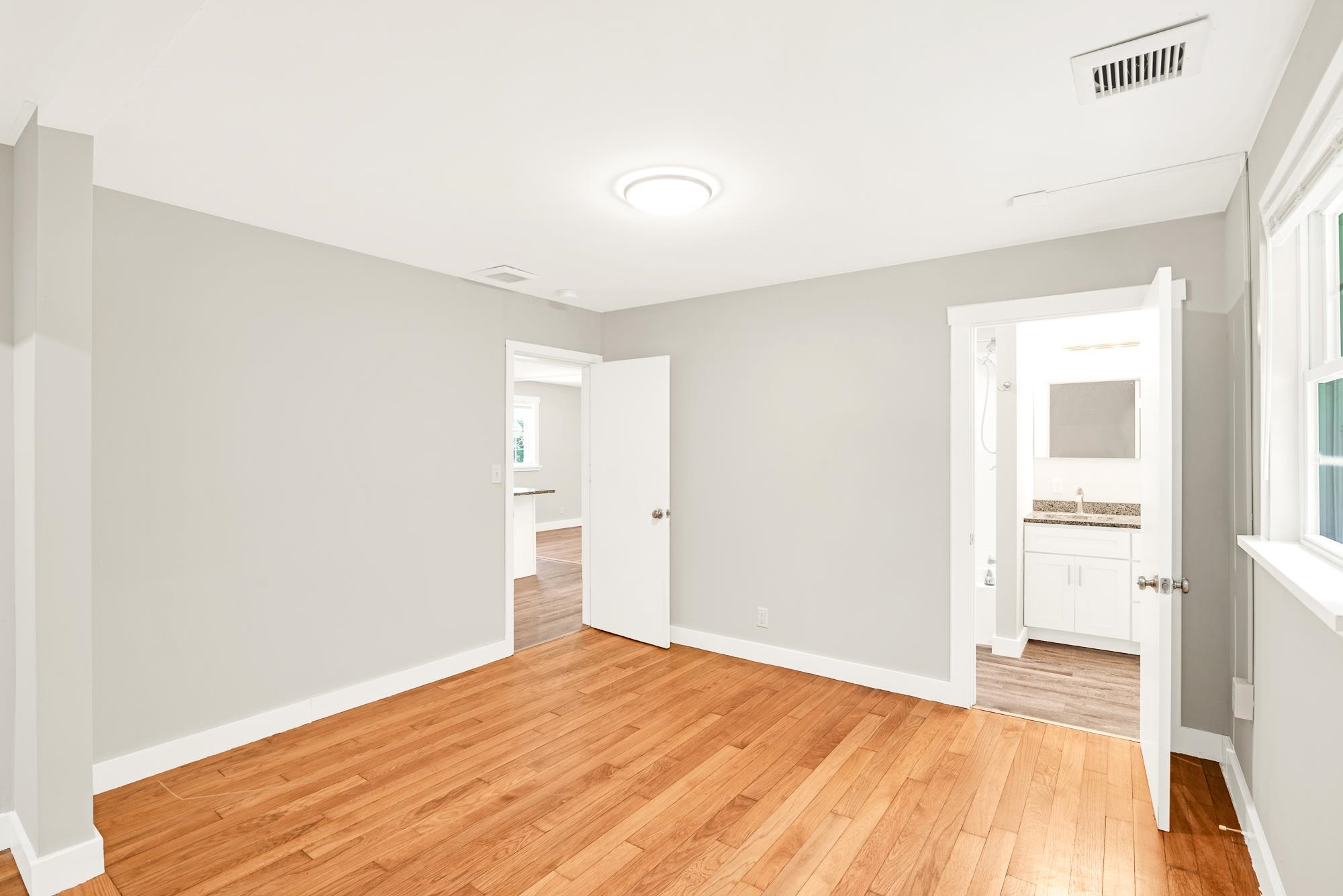 337 Old Garrison Road Dover, NH 03820 - Photo 23 of 37