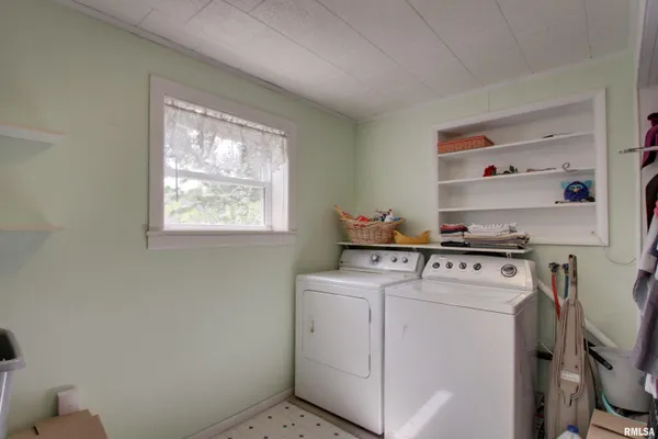 $145,500 | 1210 Shady Acres Lane, Quincy, IL 62305